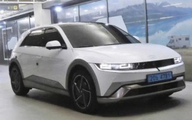 중고차가격시세 더 뉴 아이오닉 5 롱 레인지 4WD 매물 사진 10 - 2025/03 31,828km