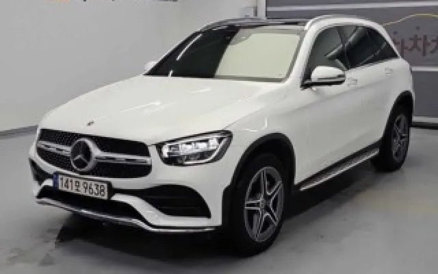 중고차가격시세 GLC클래스 X253 GLC 300 e 4MATIC 매물 사진 5 - 2022/10 100,588km